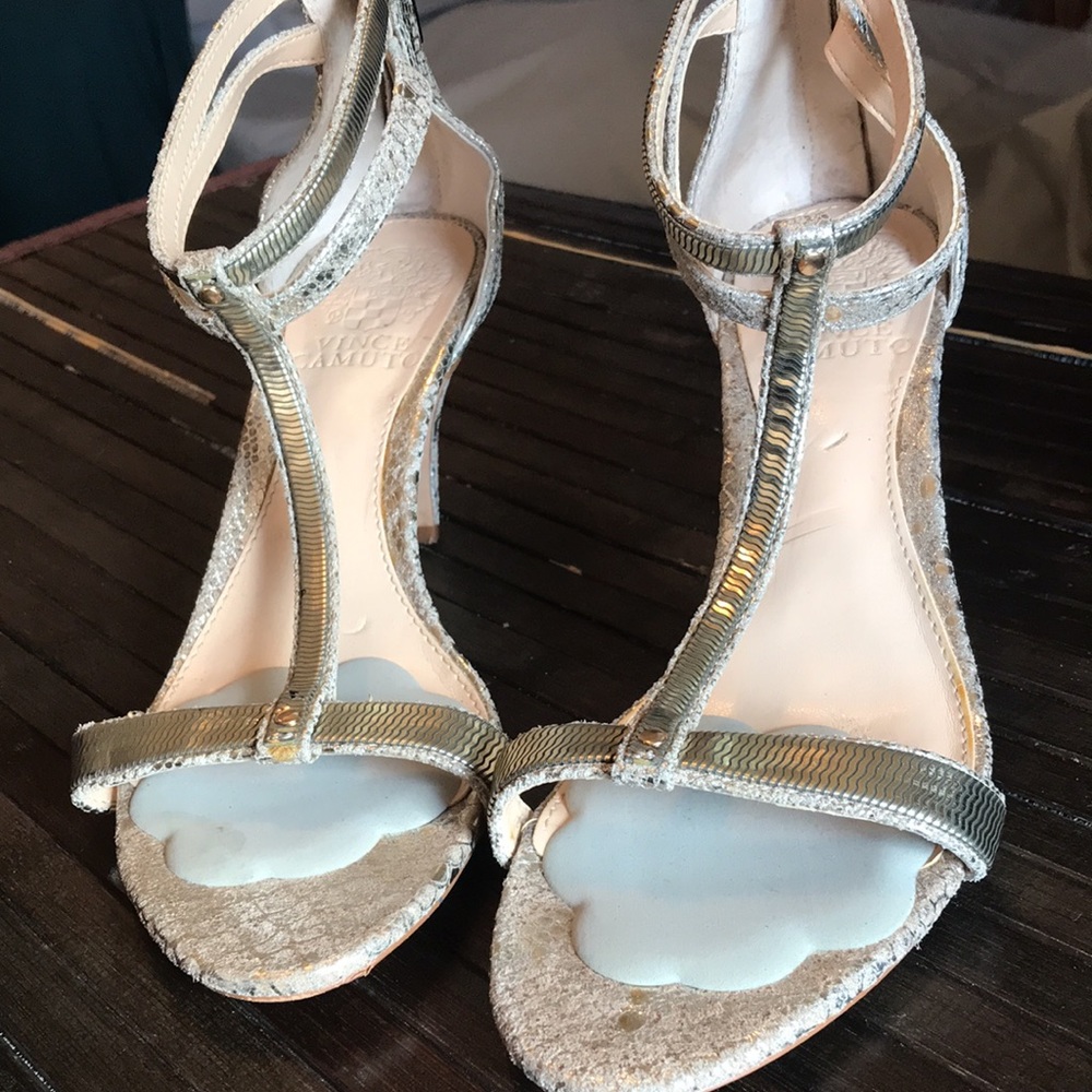 {$13 BUNDLED} VINCE CAMUTO Silver Gold Animal Print Open Toe Short Heel